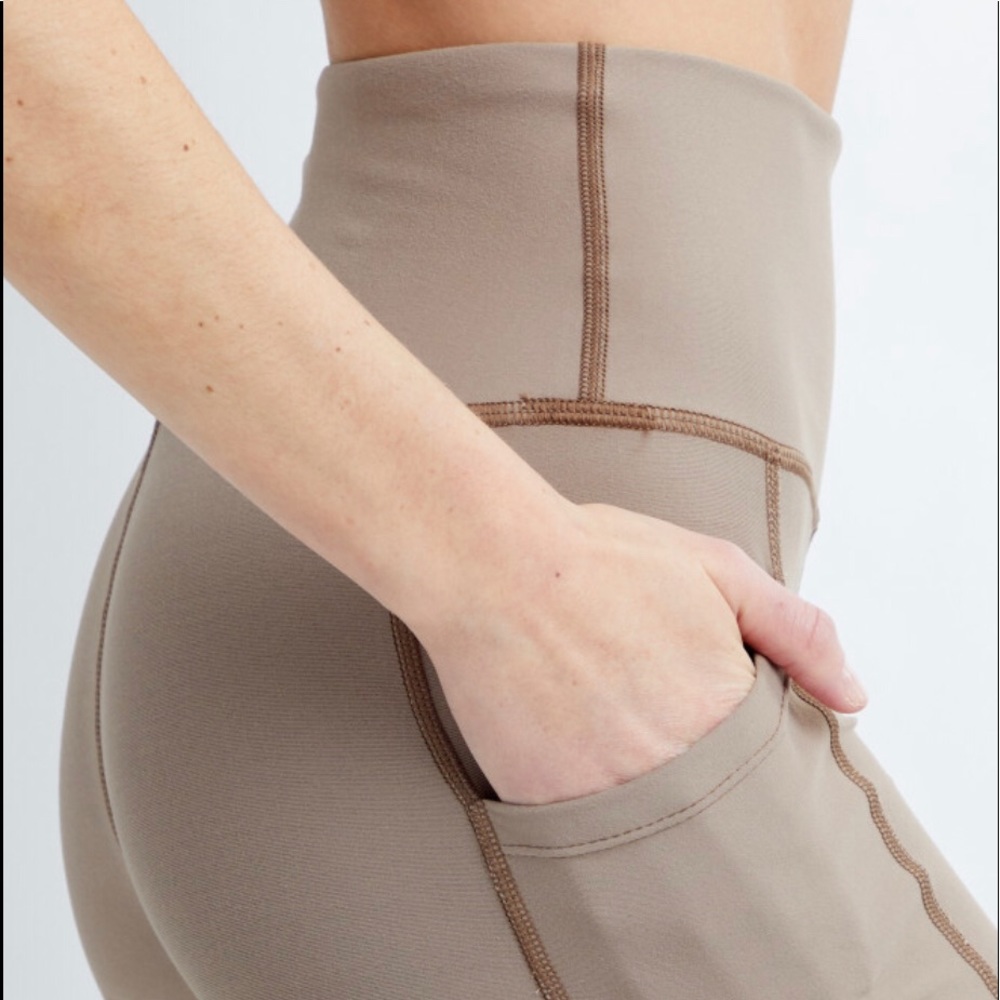 SAVVI Geo leggings in Taupe